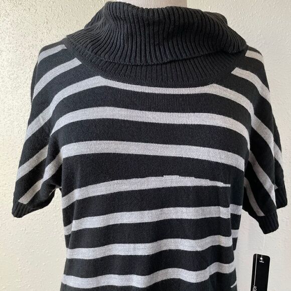 NWT AGB Long Striped Cowl Neck Sweater Size M - Picture 2 of 8